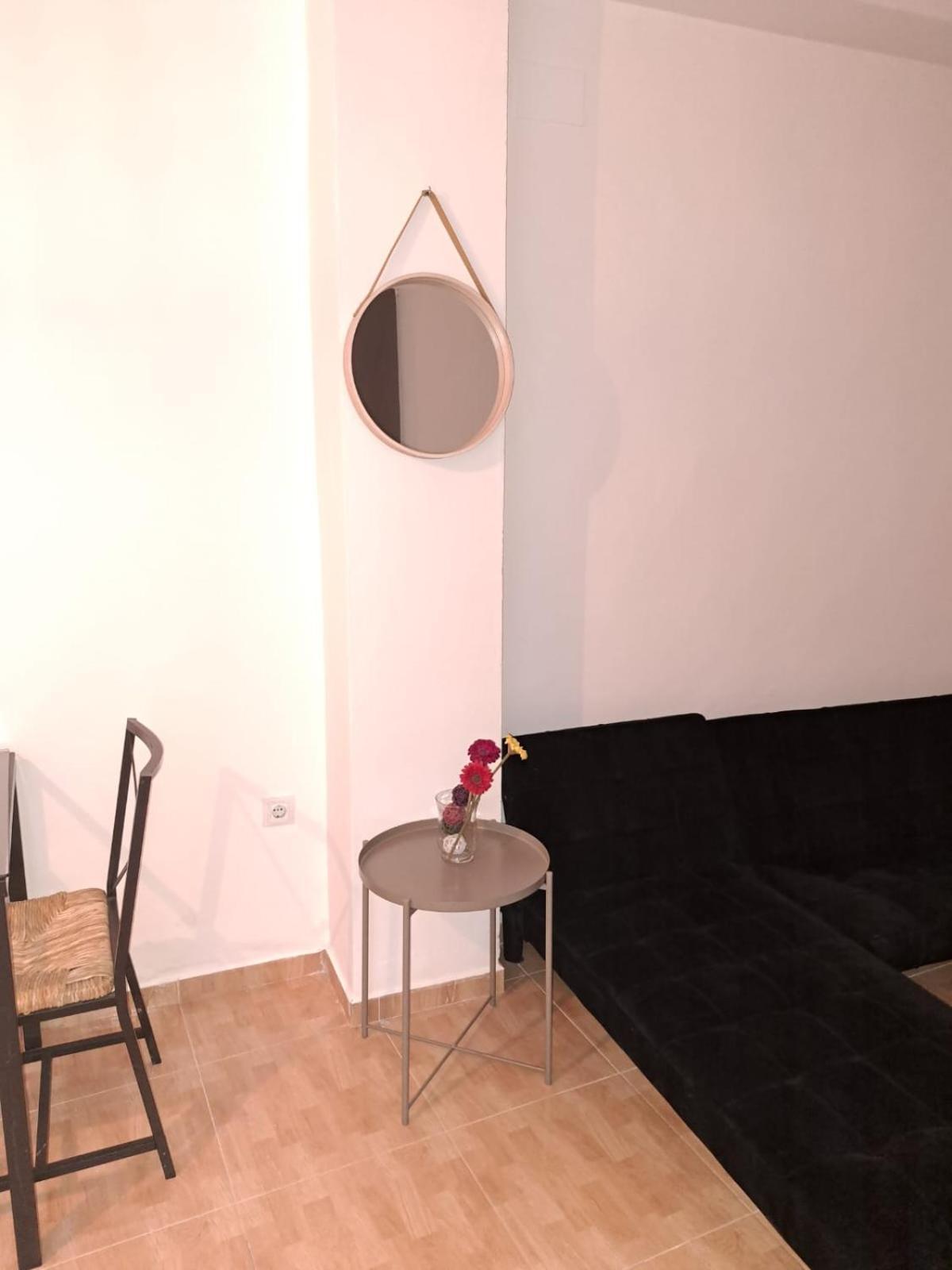 Liam Studio In Sevilla Centric Exterior foto